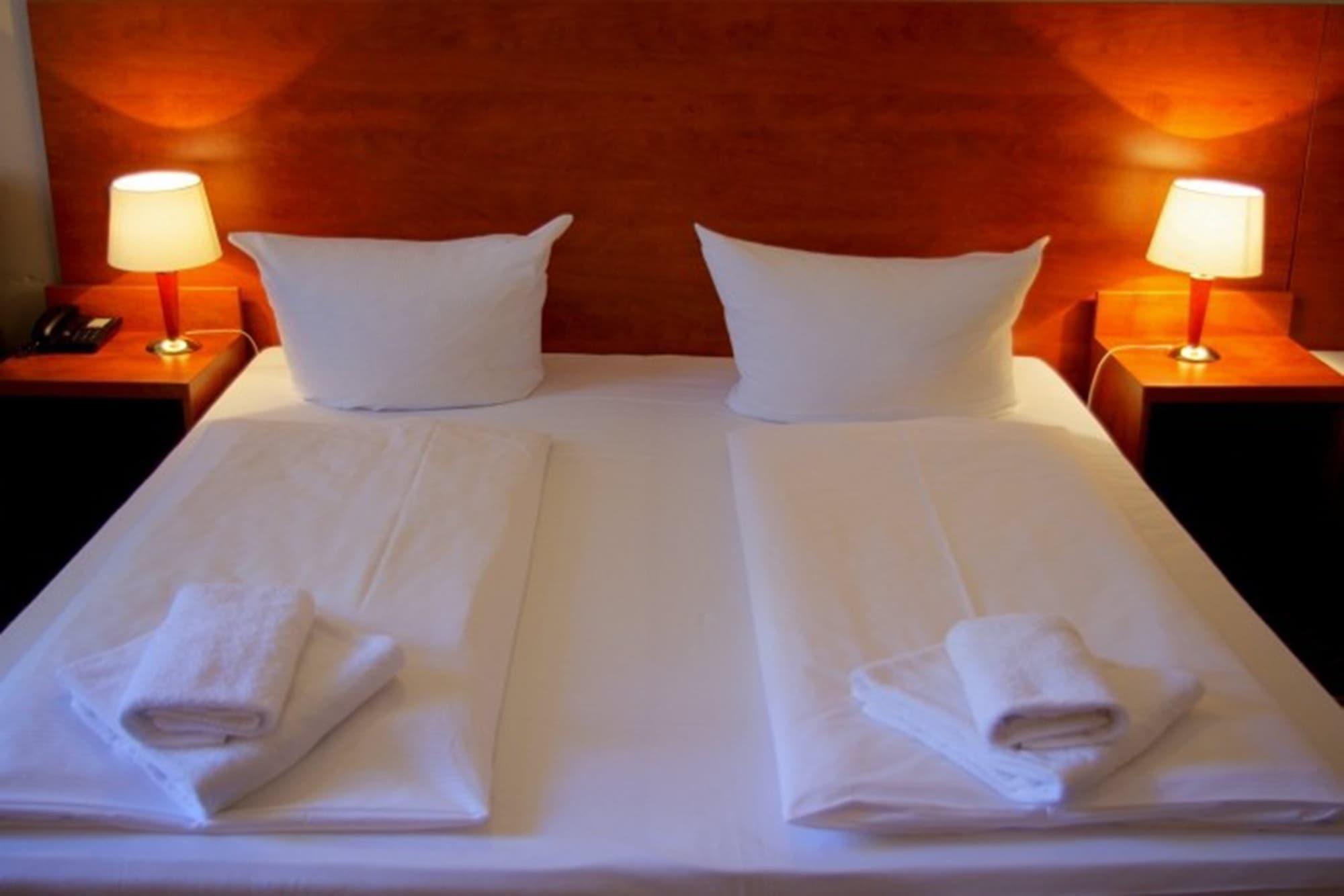 City Hotel Am Kurfuerstendamm Берлин Экстерьер фото