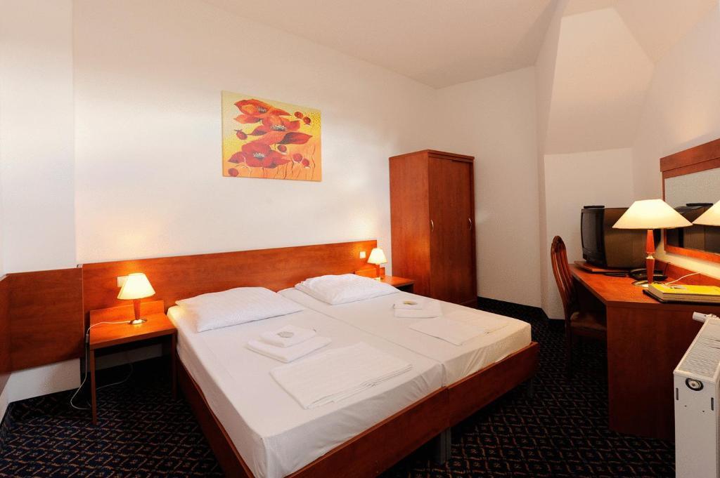 City Hotel Am Kurfuerstendamm Берлин Экстерьер фото