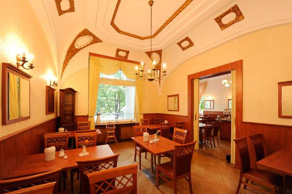City Hotel Am Kurfuerstendamm Берлин Ресторан фото