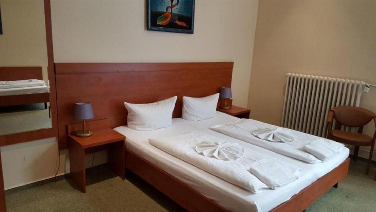 City Hotel Am Kurfuerstendamm Берлин Экстерьер фото